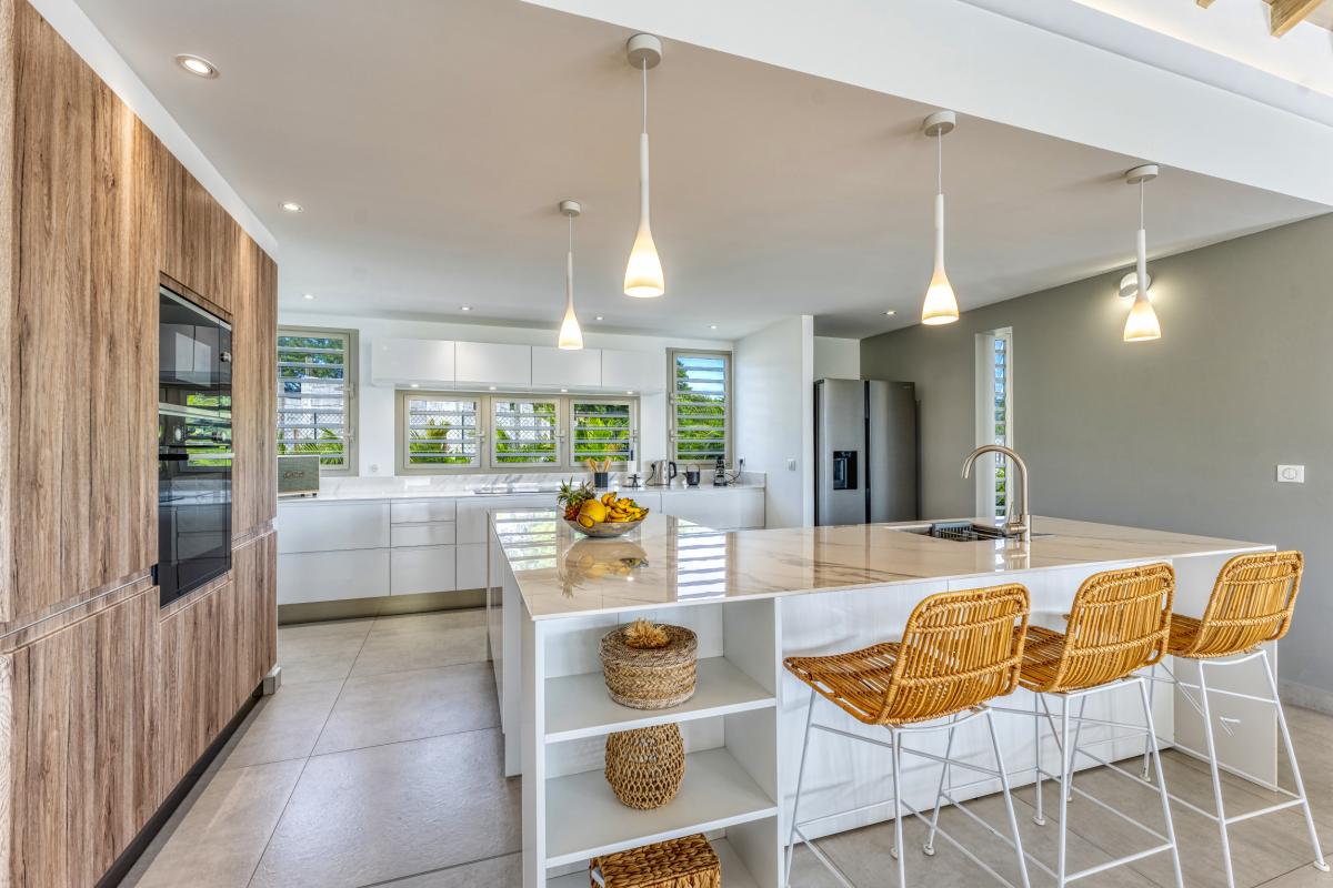 18. Location villa piscine Saint François Guadeloupe_Cuisine